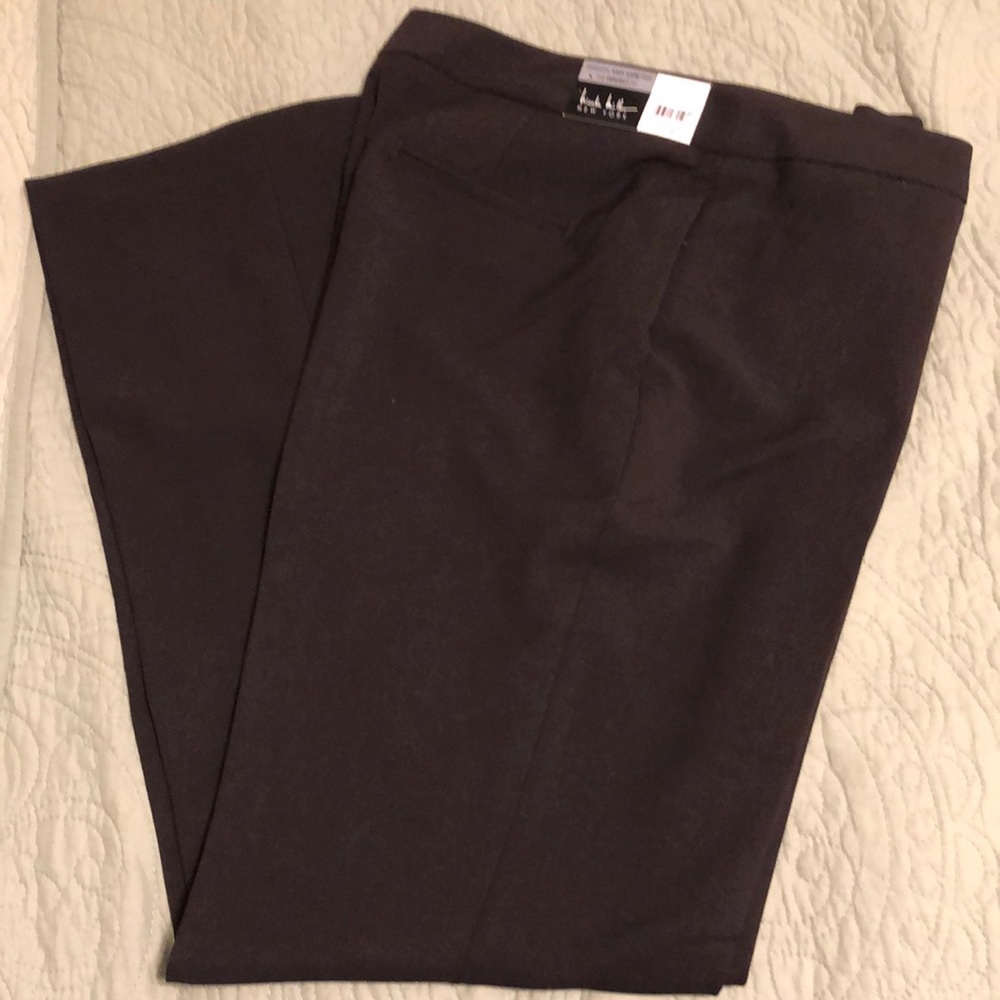 NWT Nicole Miller Essential Easy Care Pant, size 6